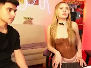 Chaturbate Nude Webcam of tommy_and_sophie
