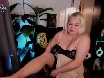 Chaturbate Watch Live Sex Cams of yolanda_kiss