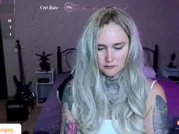 Chaturbate Watch Live Sex Cams of emmybrightj_