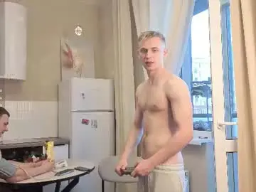 Chaturbate Free Porn Cam of holiday_boys