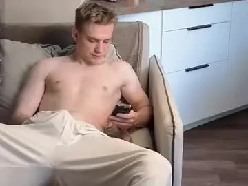 Chaturbate Adult Webcam of holiday_boys