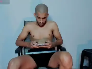 Chaturbate Sex Cam of mike_shelby21