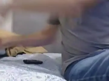 Chaturbate Live Sex Cam of justasexyguyforu