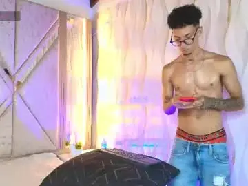 Chaturbate Adult Webcams of merlin_2026