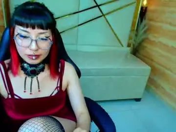 Chaturbate Live Porn of ravenn_r
