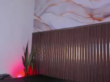 Chaturbate Live Porn of roxie_ns