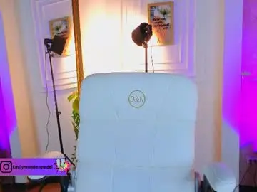 Chaturbate Live Sex Cam of alessialondon
