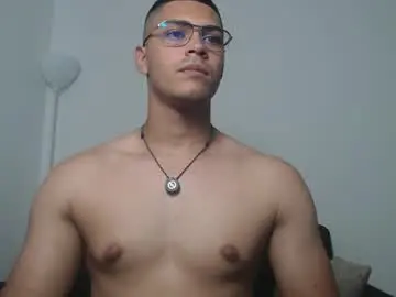 Chaturbate Best live sex cam show of iamdylan777