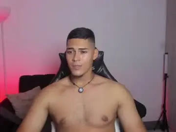 Chaturbate Live Sex Cam of iamdylan777