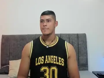 Chaturbate Live Sex Cam of iamdylan777