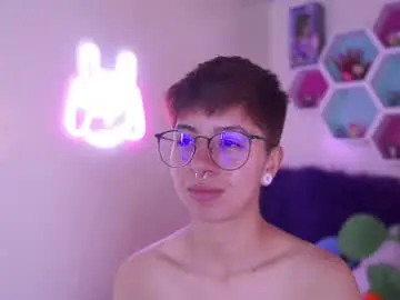 Chaturbate Best Webcam of tommy_blue1