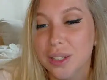 Chaturbate Adult Video Chat of _mari_