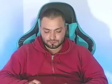 Chaturbate Live Porn of robert_leroy