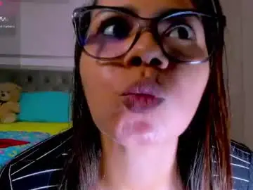 Chaturbate Live Sex Cam of samanta_65