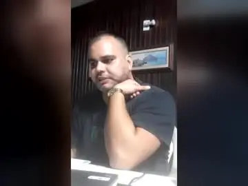 Chaturbate Sex Chat of benjamin_anderson