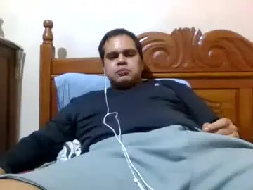 Chaturbate Live Sex Cam of benjamin_anderson