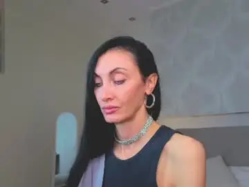 Chaturbate Live Sex of avrora_mars