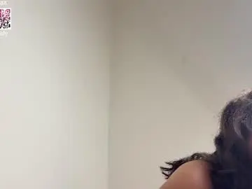 Chaturbate Sex Cam of cuteelsa_