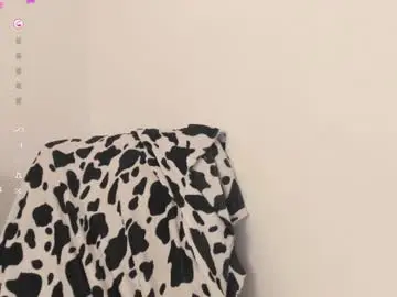 Chaturbate Live Sex Cam of manneliik_