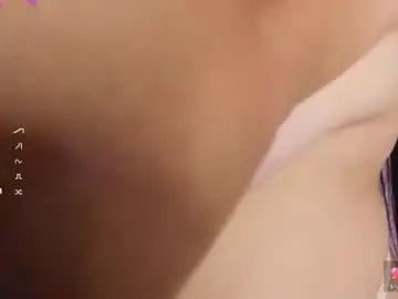 Chaturbate Live Sex Cam of manneliik_