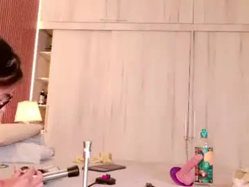 Chaturbate Free Live Porn of missjuliaa_