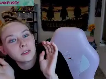Chaturbate Sex Chat of pr3ttyp1nkpussy