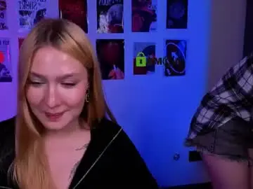 Chaturbate Watch Live Sex Cams of aria_glow