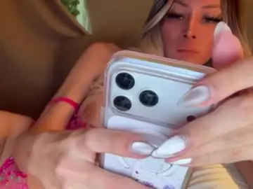 Chaturbate Live Sex Cam of hannah_girl_