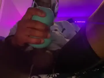 Chaturbate Nude Webcam of tytyrique37