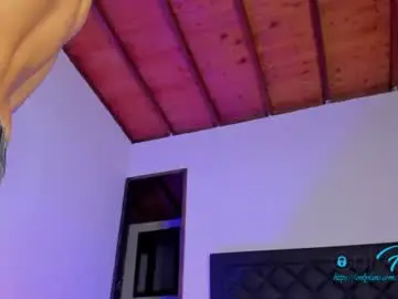 Chaturbate Nude Webcam of michael_boy88_