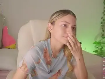 Chaturbate Live Sex Cam of mila_1