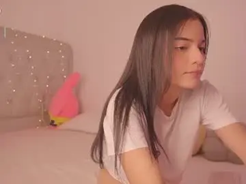 Chaturbate Live Sex Cam of mila_1