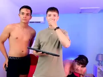 Chaturbate Nude Webcam of space_boys18