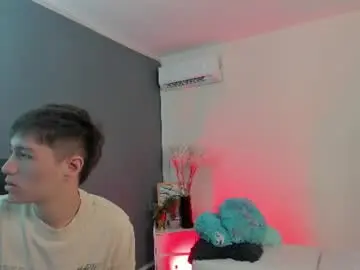 Chaturbate Free Porn Cam of space_boys18