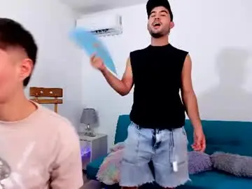 Chaturbate Live Sex of space_boys18