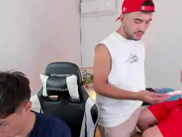 Chaturbate Free Porn Cam of space_boys18