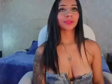 Chaturbate Live Sex Cam of camille1310