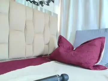 Chaturbate Live Sex Cam of dafne_quenn