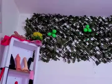 Chaturbate Live Sex of louise_nails