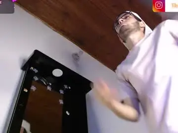 Chaturbate Live Porn of thiiago_tay