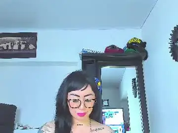 Chaturbate Watch Live Sex Cams of vicky_hotmilf