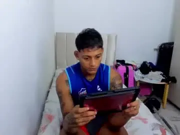 Chaturbate Best live sex cam show of slim_master12