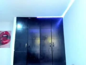 Chaturbate Live Sex Cam of slim_master12