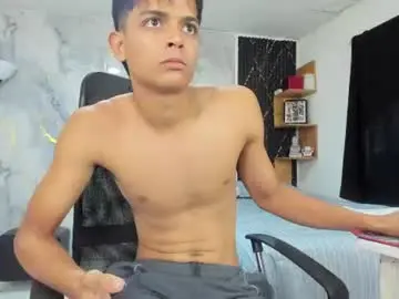 Chaturbate Live Porn of slim_master12