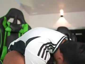 Chaturbate Sex Cam of tony_newmen