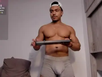 Chaturbate Adult Webcam of xavier_colleman