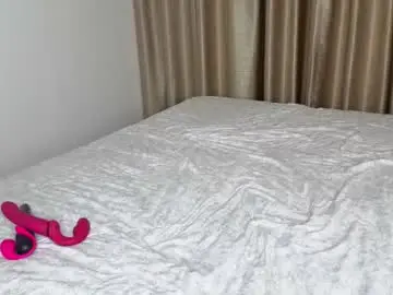 Chaturbate Live Sex of kiraempire