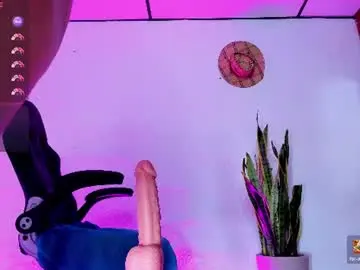 Chaturbate Nude Webcam of camilitaa_hurtadoo