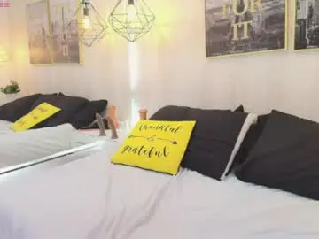 Chaturbate Live Porn of debora_shine