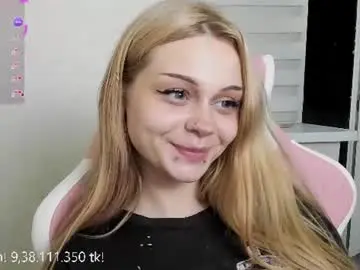Chaturbate Sex Chat of melonipinkbb
